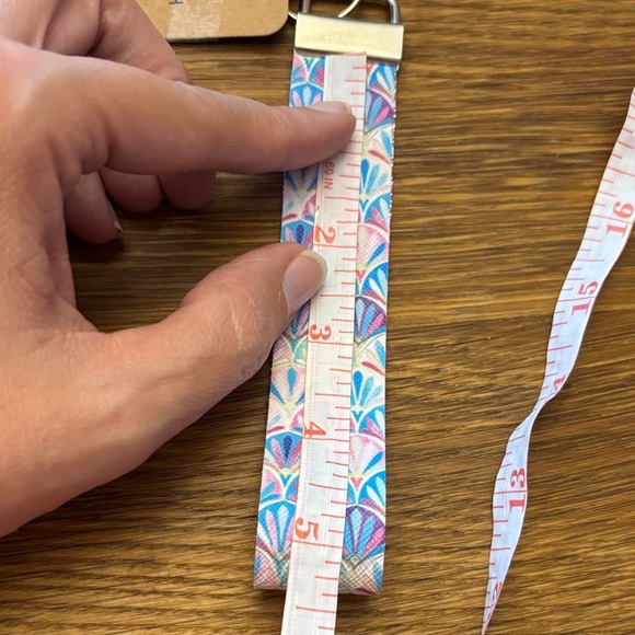 Colorful Patterned Key Holder - Picture 5 of 5